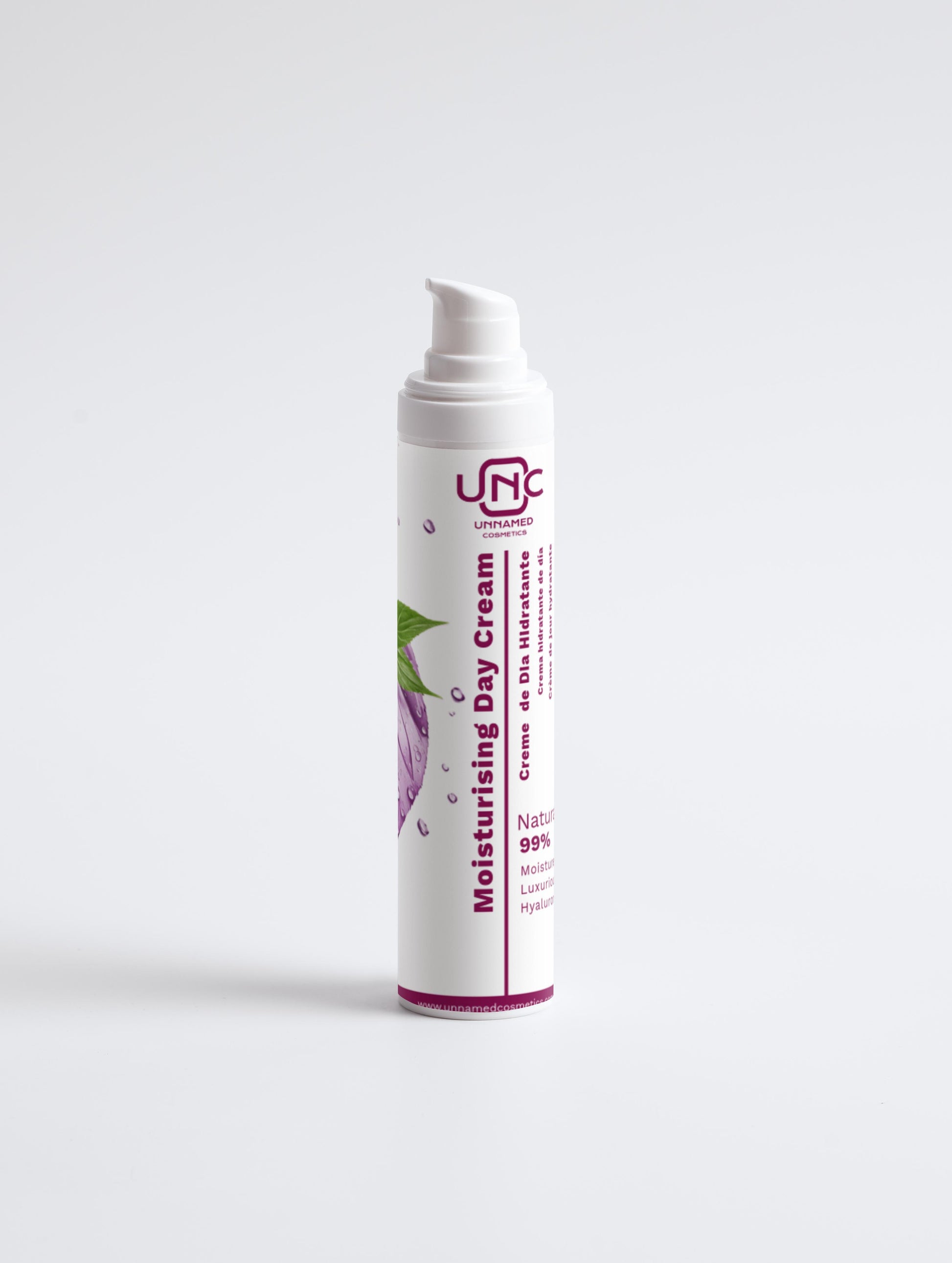 Creme hidratante natural para o rosto Moisturising Day Cream embalagem branca com detalhe roxo