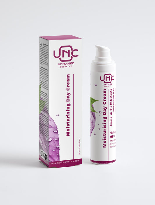 Hidratante natural para o rosto embalagem e frasco com borrifador branco e detalhes roxos